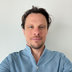 Fabien Besançon1