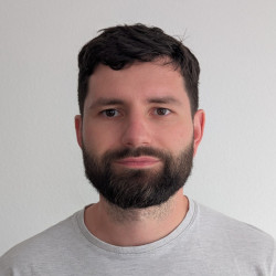 Serge Covaci1